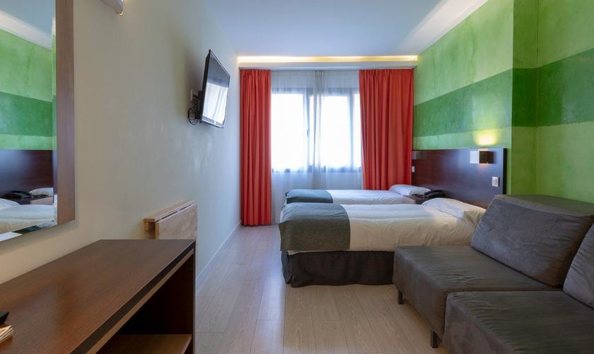 Chambre triple  (1 - 3 personnes ) Apartamentos Recoletos Madrid