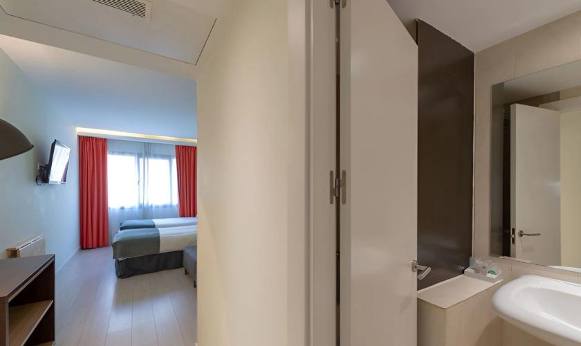 Chambre Double ou Lits Jumeaux (1 - 2 PERSONNES) Apartamentos Recoletos Madrid Chambre Double ou Lits Jumeaux (1 - 2 PERSONNES) Apartamentos Recoletos Madrid