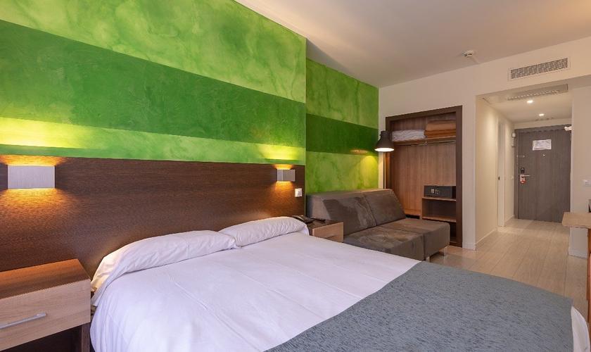 Chambre Familiale (1 - 4 personnes) Apartamentos Recoletos Madrid Chambre Familiale (1 - 4 personnes) Apartamentos Recoletos Madrid